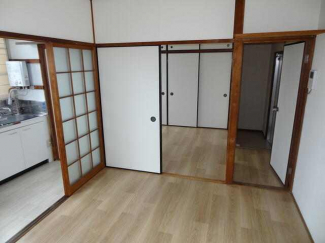 カドビルの画像