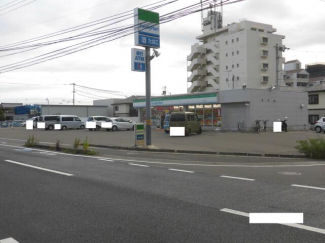 ファミリーマート久万の台