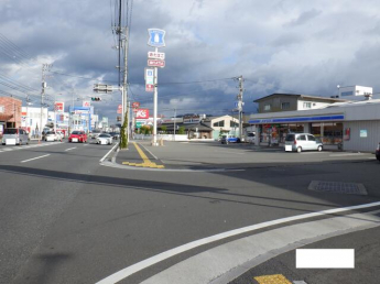 ローソン問屋町店