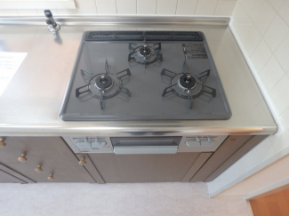 ガスコンロ３口