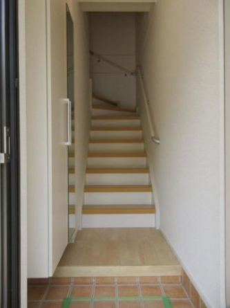 明るい玄関です