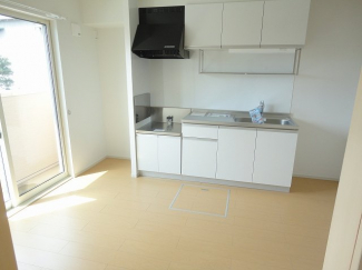 コンパクトなキッチンで掃除もラクラク