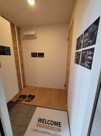 自動で照明が付きますよ