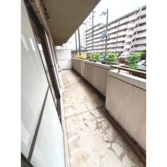 【バルコニー】