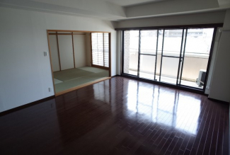 【居間・リビング】