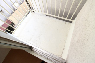 【バルコニー】