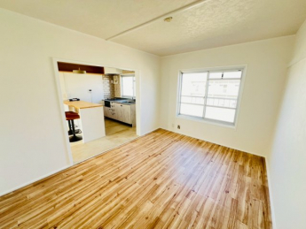 【居間・リビング】