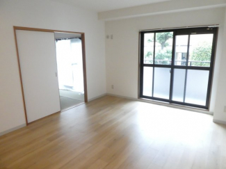 【居間・リビング】