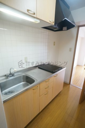 参考、同建物・反転間取りの号室