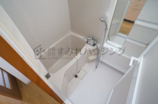 参考、同建物・反転間取りの号室