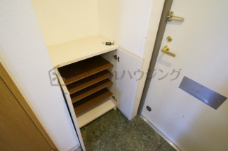 参考、同建物・反転間取りの号室