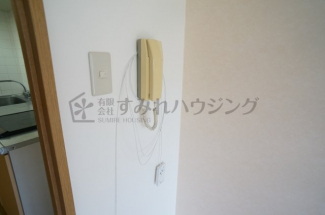 参考、同建物・反転間取りの号室