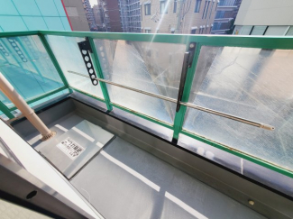 【バルコニー】