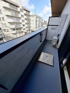 【バルコニー】