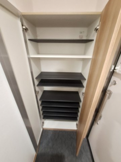 シューズボックス