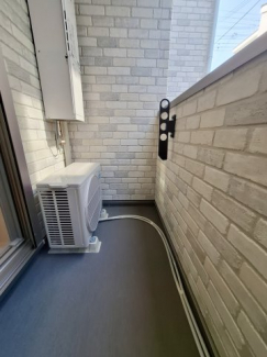 【バルコニー】