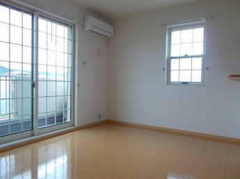 こちらのリビングで趣味の時間をお楽しみください