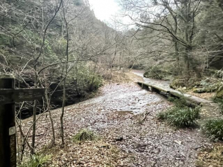 滑川渓谷まで800m