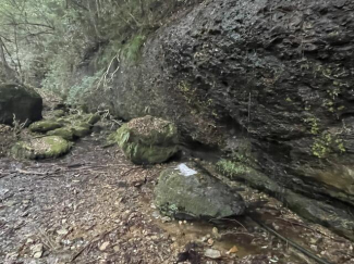 滑川渓谷まで800m