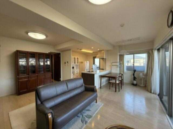 LDK18.5帖。 家族が自然と集まる、ゆとりあるリビングダ