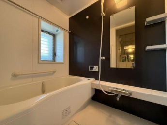 毎日の疲れを癒すバスルーム