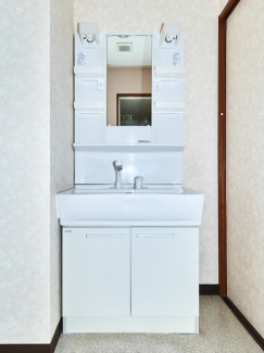 洗髪洗面化粧台