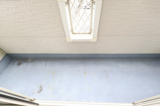 【バルコニー】