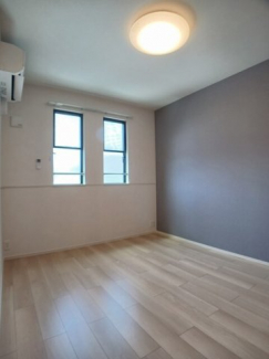 明るい室内です