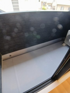 広々としたバルコニーです