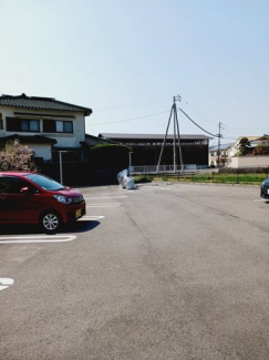 駐車場に車を止められます