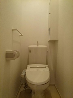 シンプルで使いやすいトイレです