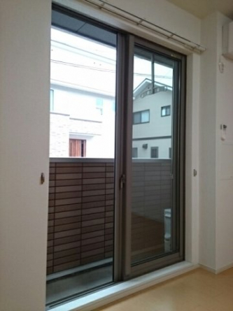 陽当たり良好なバルコニーです