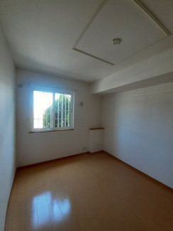 内装は落ち着いています