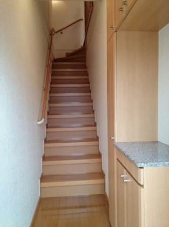 明るい玄関です