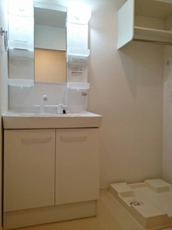 スペースが確保できる洗面所です