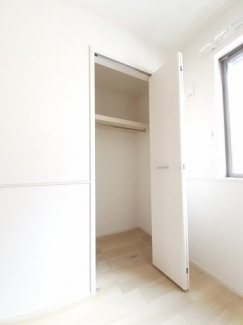 たっぷりとした収納スペースです