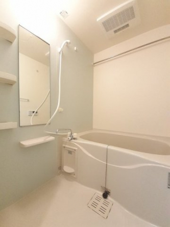 落ち着いた空間のお風呂です