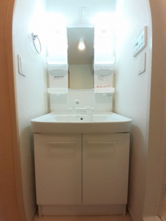 コンパクトで使いやすい洗面所