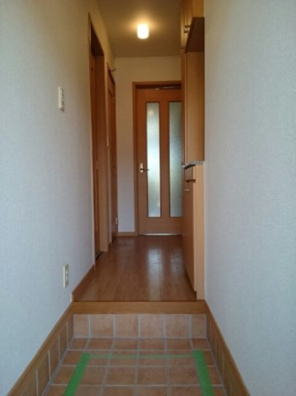 落ち着いた玄関です