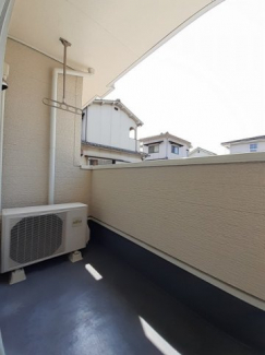 落ち着いた時間を過ごせるバルコニーです