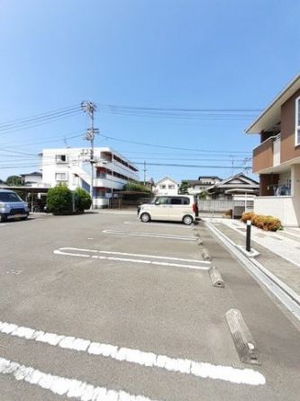 駐車場に車を止められます