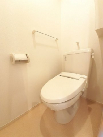 清潔感のあるトイレです