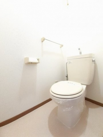 清潔感のあるトイレです