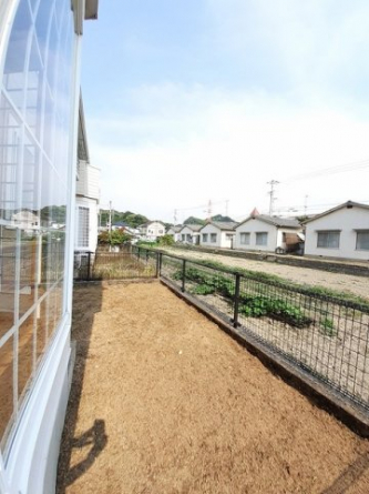 お庭で自由な時間を過ごせます