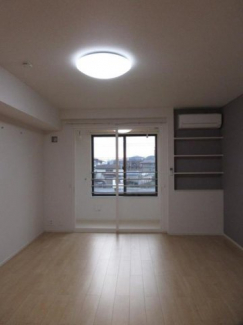 明るい室内です