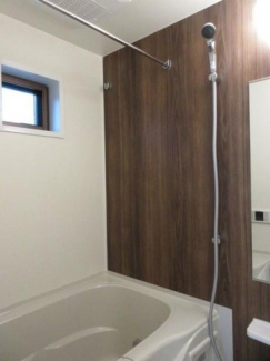 落ち着いた空間のお風呂です