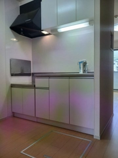 コンパクトなキッチンで掃除もラクラク