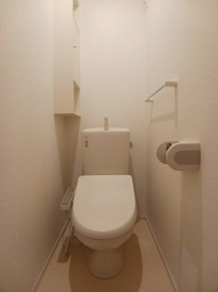 落ち着いたトイレです