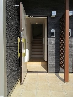 ゆったりとした玄関です