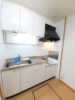 コンパクトなキッチンで掃除もラクラク